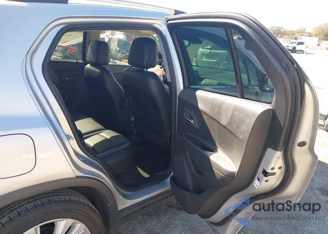 2020 Chevrolet Trax Fwd Premier z USA, uszkodzony, nr VIN 3GNCJMSB5LL165153